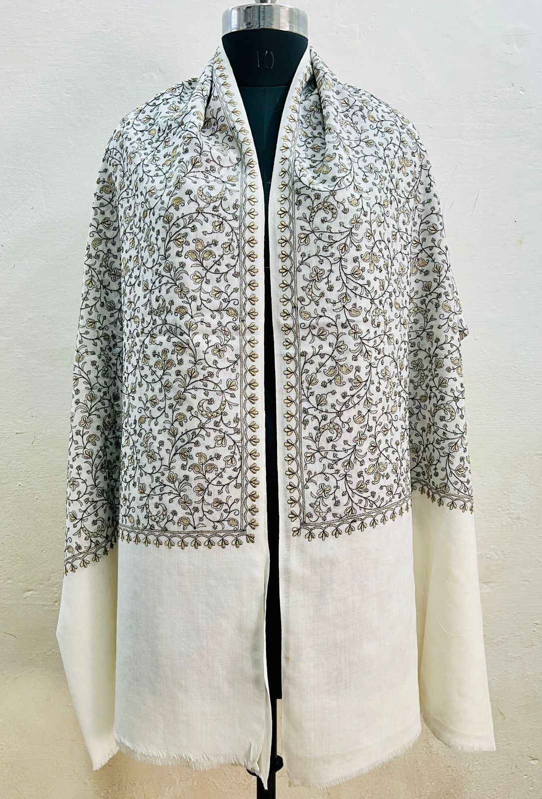 The 'Heirloom Palla' Pure Pashmina Sozni Embroidered Shawl