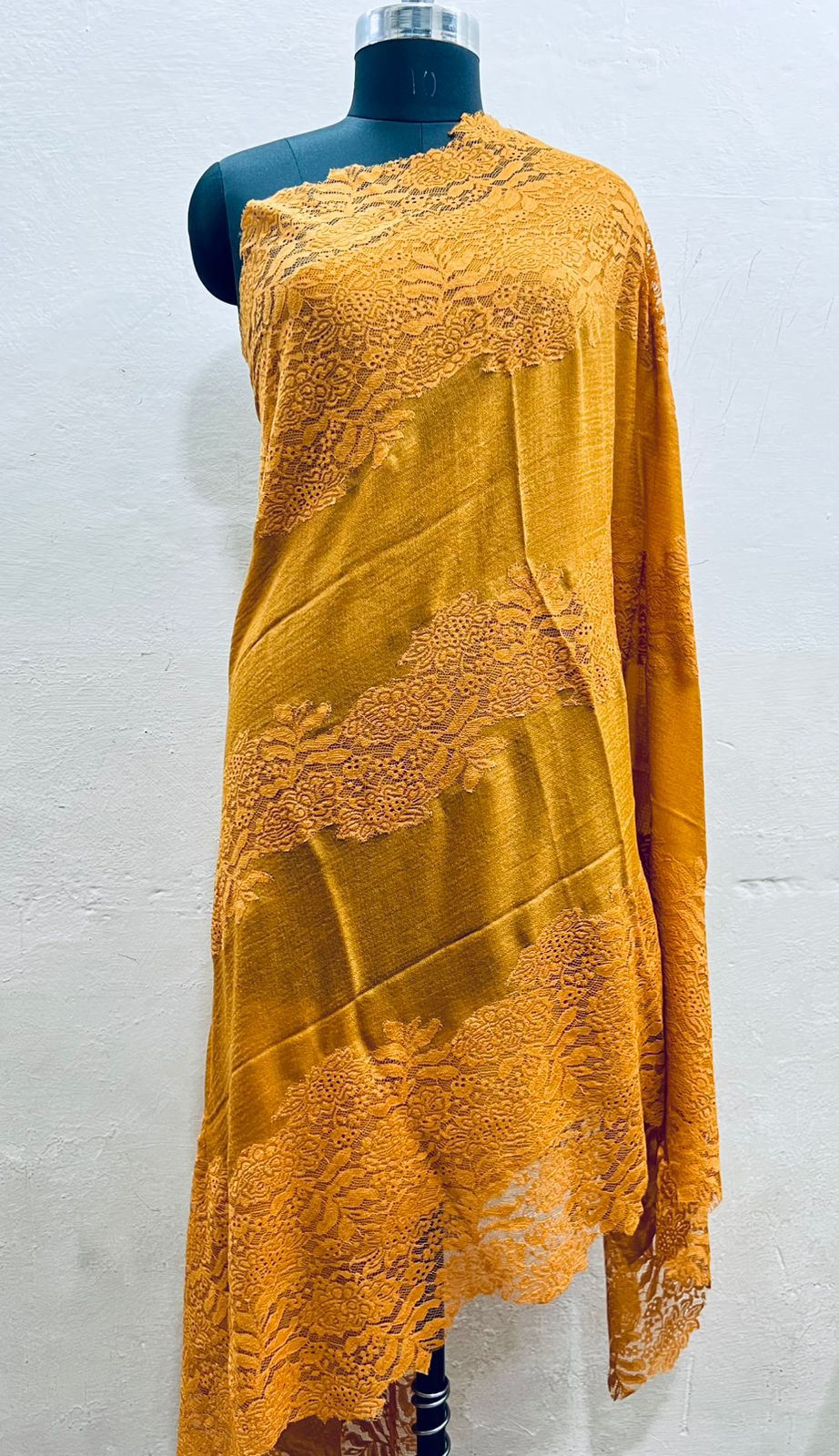 The 'Midnight Frost' Pure Pashmina & Chantilly Lace Shawl