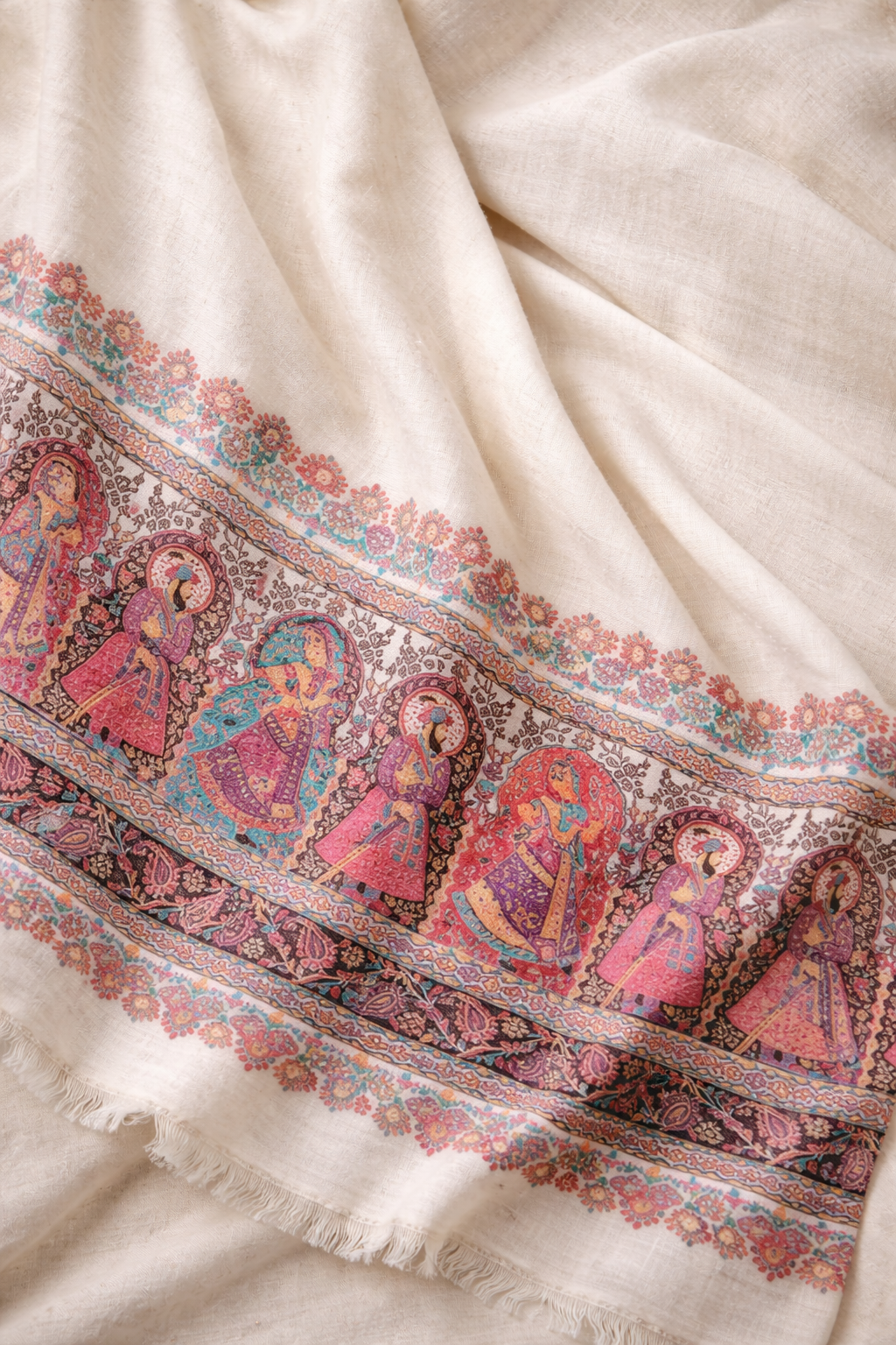 The Royal Guard: Pashmina Kani Palla Stole