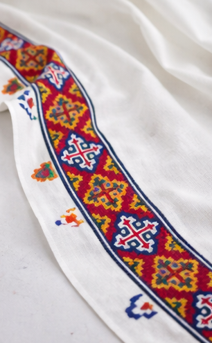 The Himalaya Heritage Stole-Heritage White