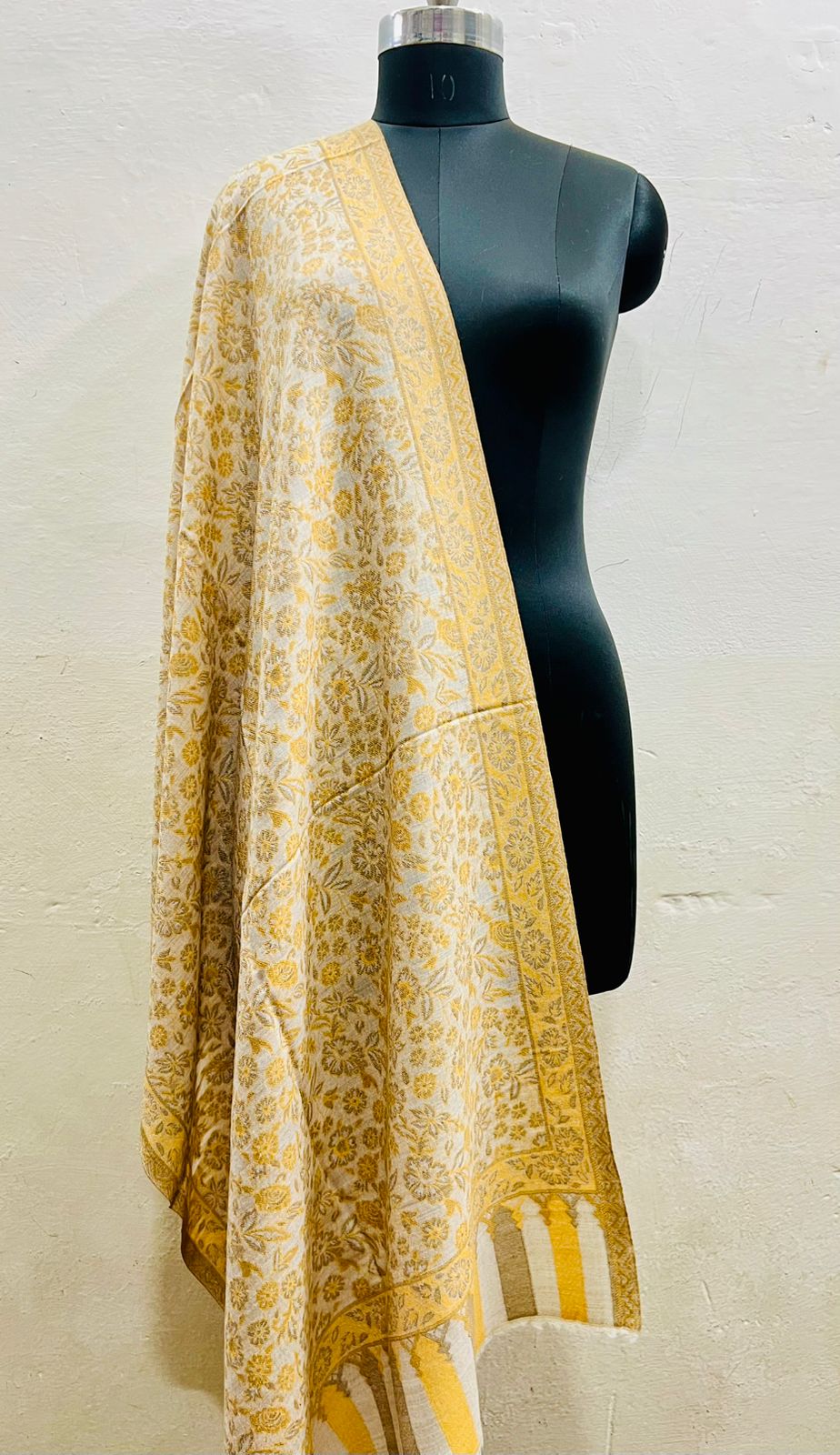 The Heritage Ivory & Gold Kani Pashmina Stole