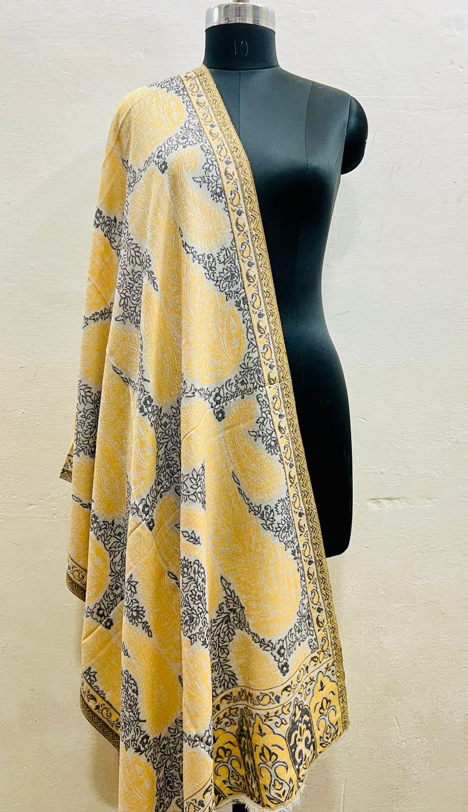 The Heritage Ivory & Gold Kani Pashmina Stole